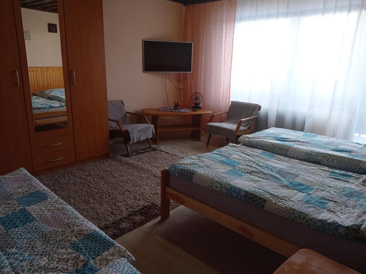 Penzión Sarka Štrba Exterior foto